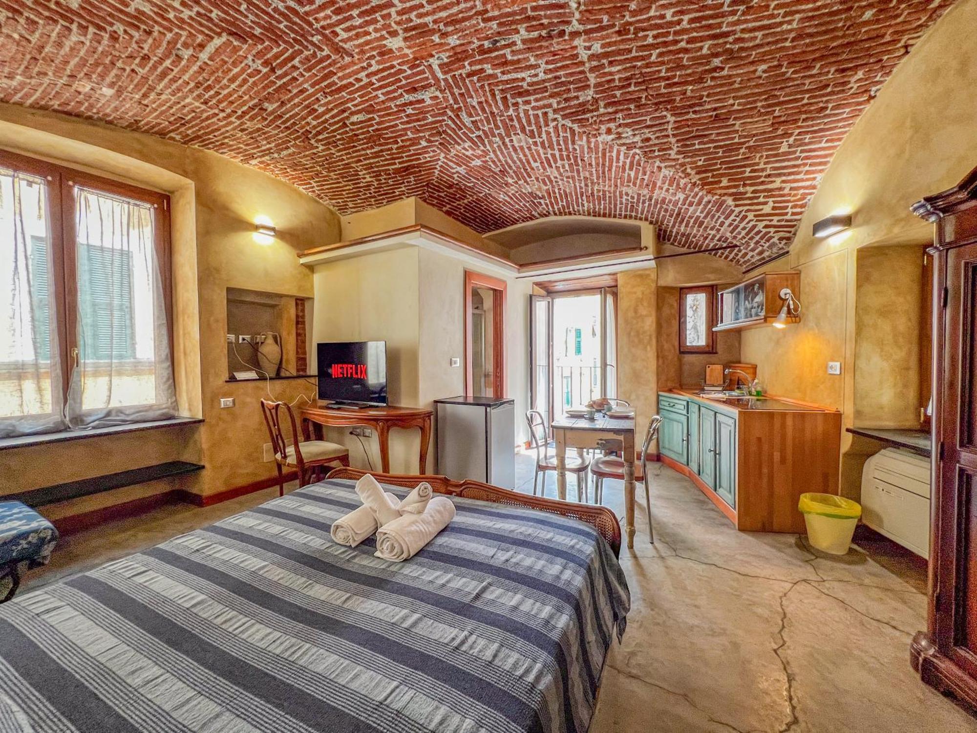 Apartment Lovingenoa Red Passion *
