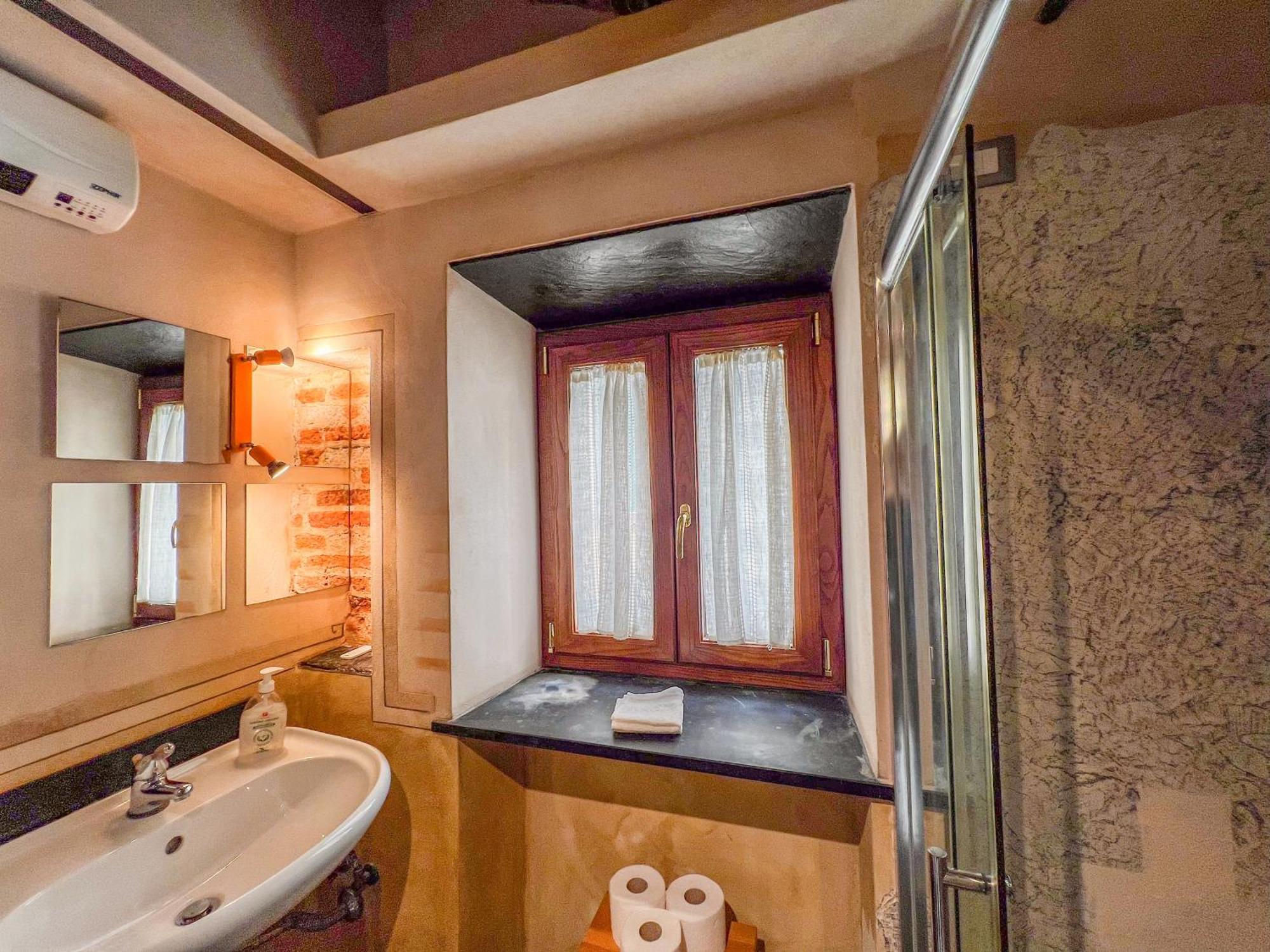Lovingenoa Red Passion Apartment Genua